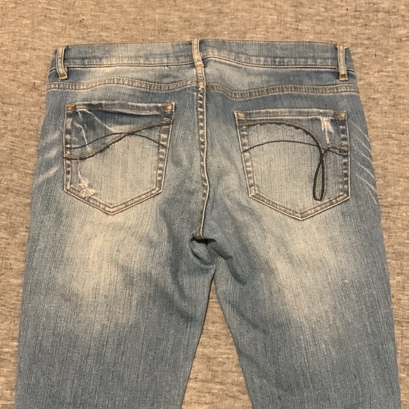 Skinny Jeans.  Size 27” with 34” inseam. - Picture 2 of 2